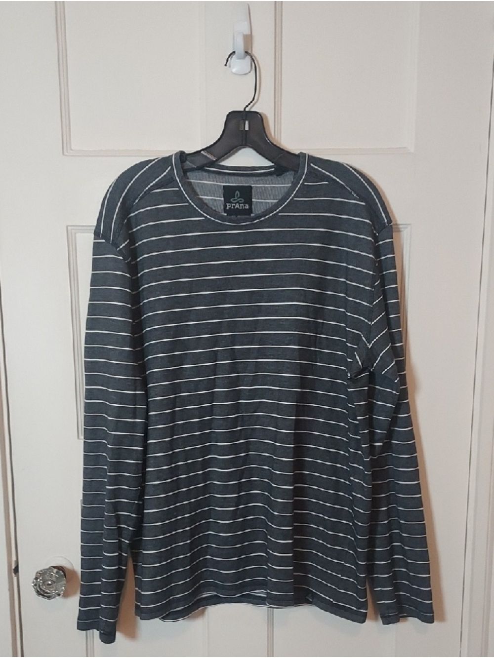 PrAna Men's Keller Long Sleeve Crew Heathered Black & White Rugy Stripe Size XL